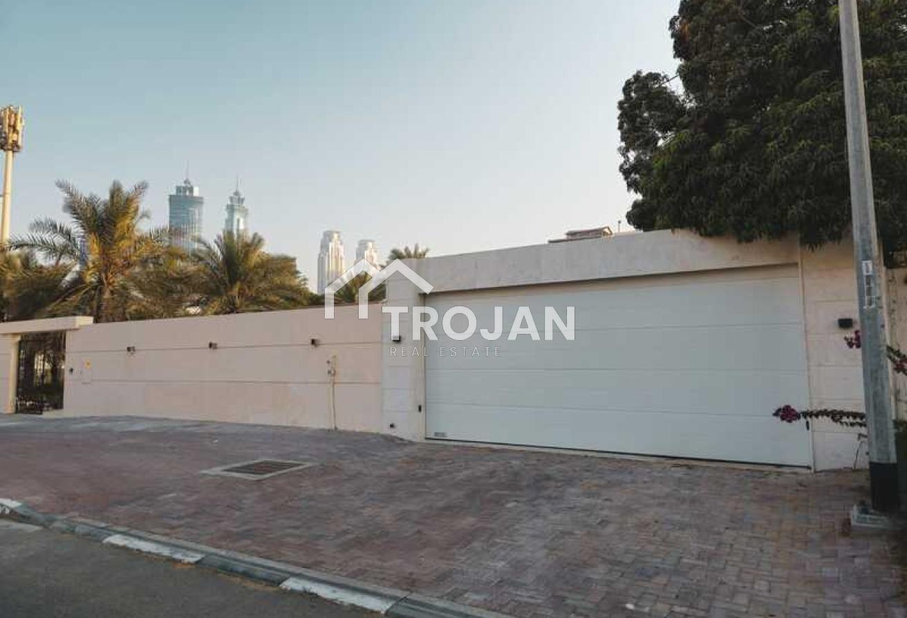 5BR Villa | Huge Garden | Prime Al Wasl Location photo 23