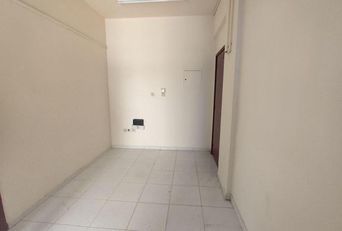 69100190 - Property Main Image