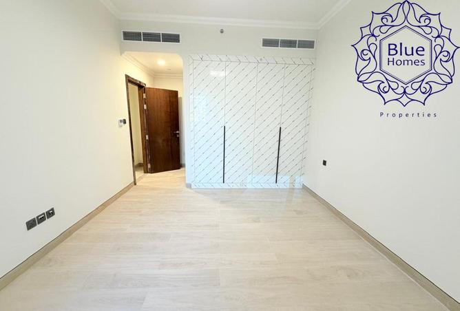 137010000 - Property Image 3
