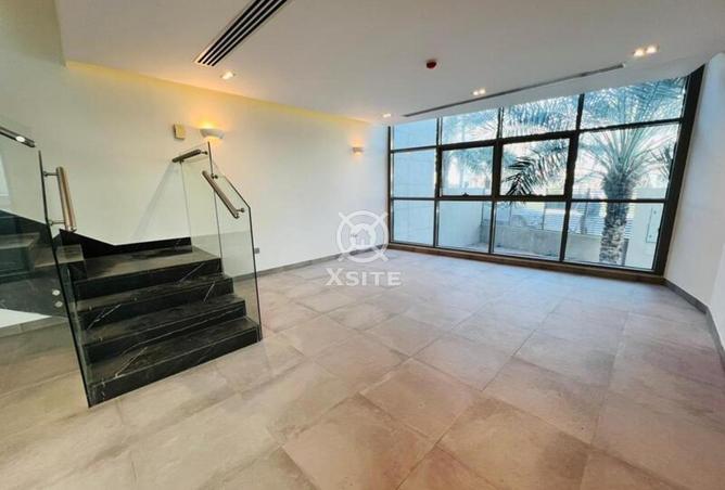 57772412 - Property Image 2