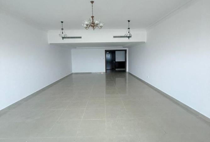 73161325 - Property Image 3