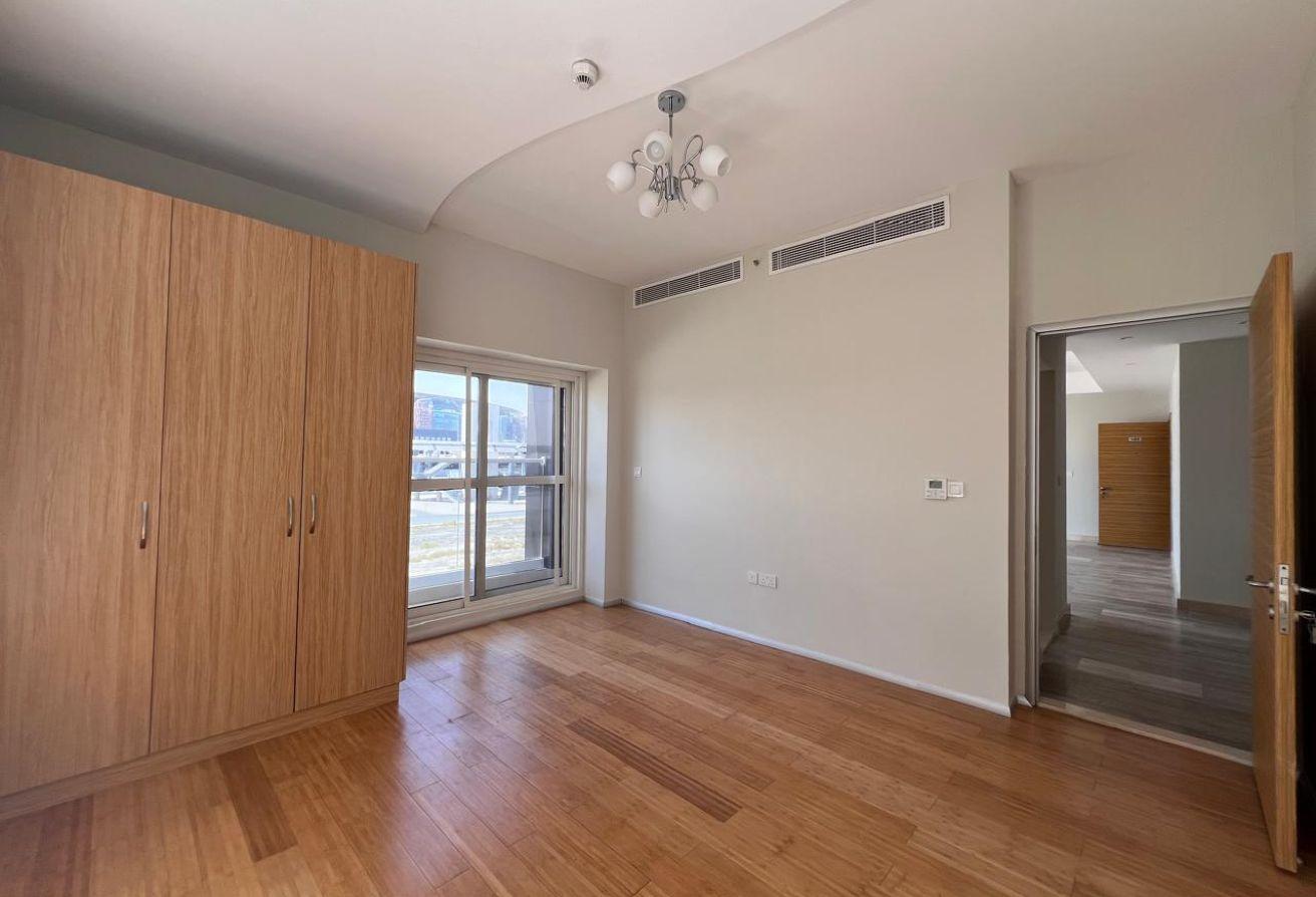Open View | Vacant | Ready to Move in photo 13