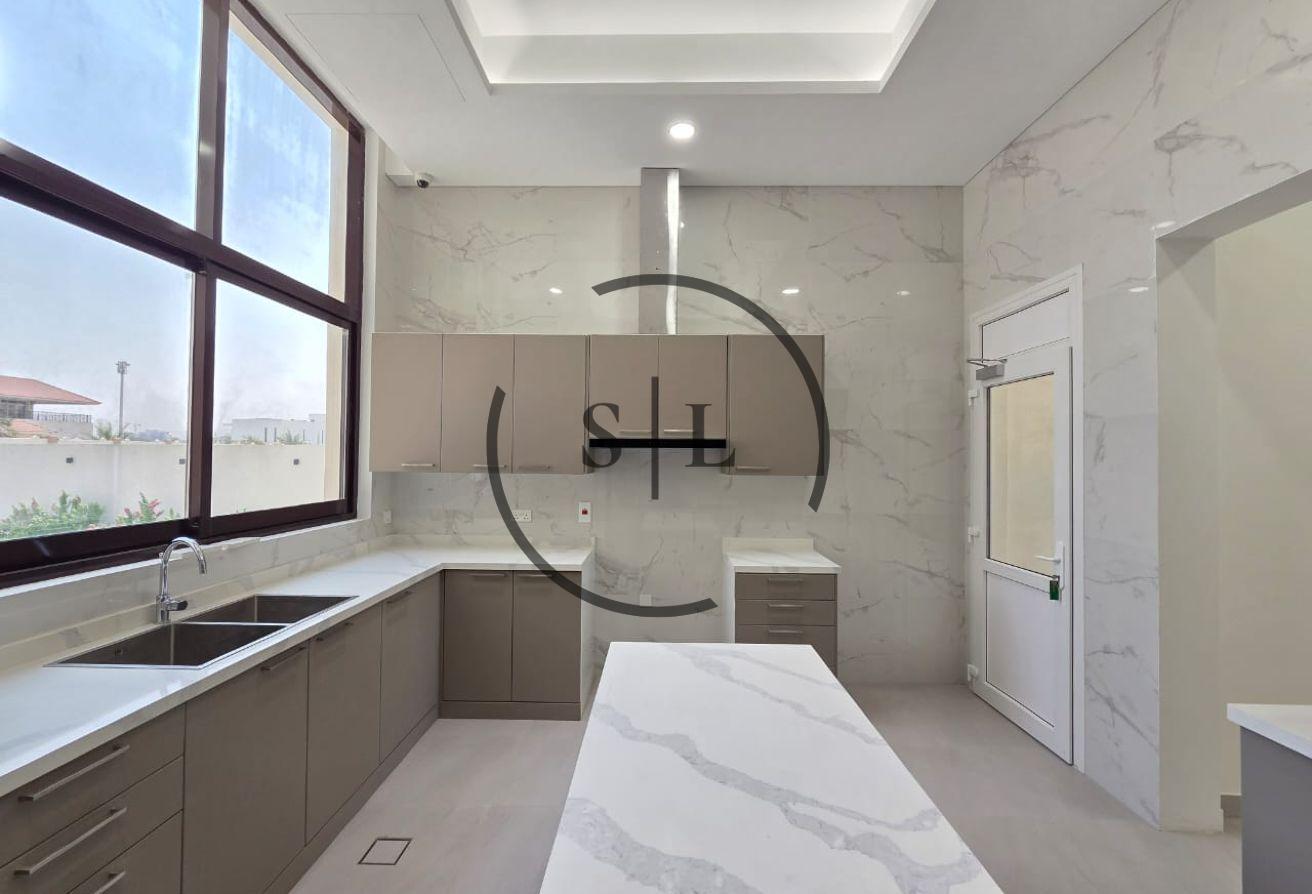 Super Luxurious Villa | Brand New | Move-in Ready photo 10