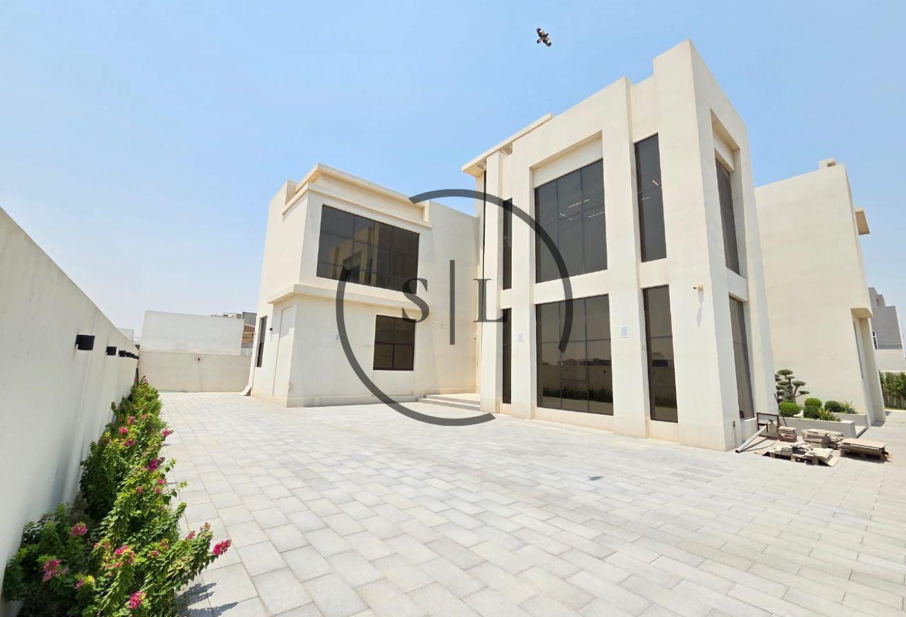 Super Luxurious Villa | Brand New | Move-in Ready photo 18