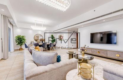 Apartment - 2 Bedrooms - 3 Bathrooms for sale in Marina Residences 5 - Marina Residences - Palm Jumeirah - Dubai