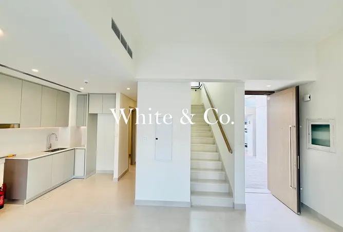 156050455 - Property Image 2