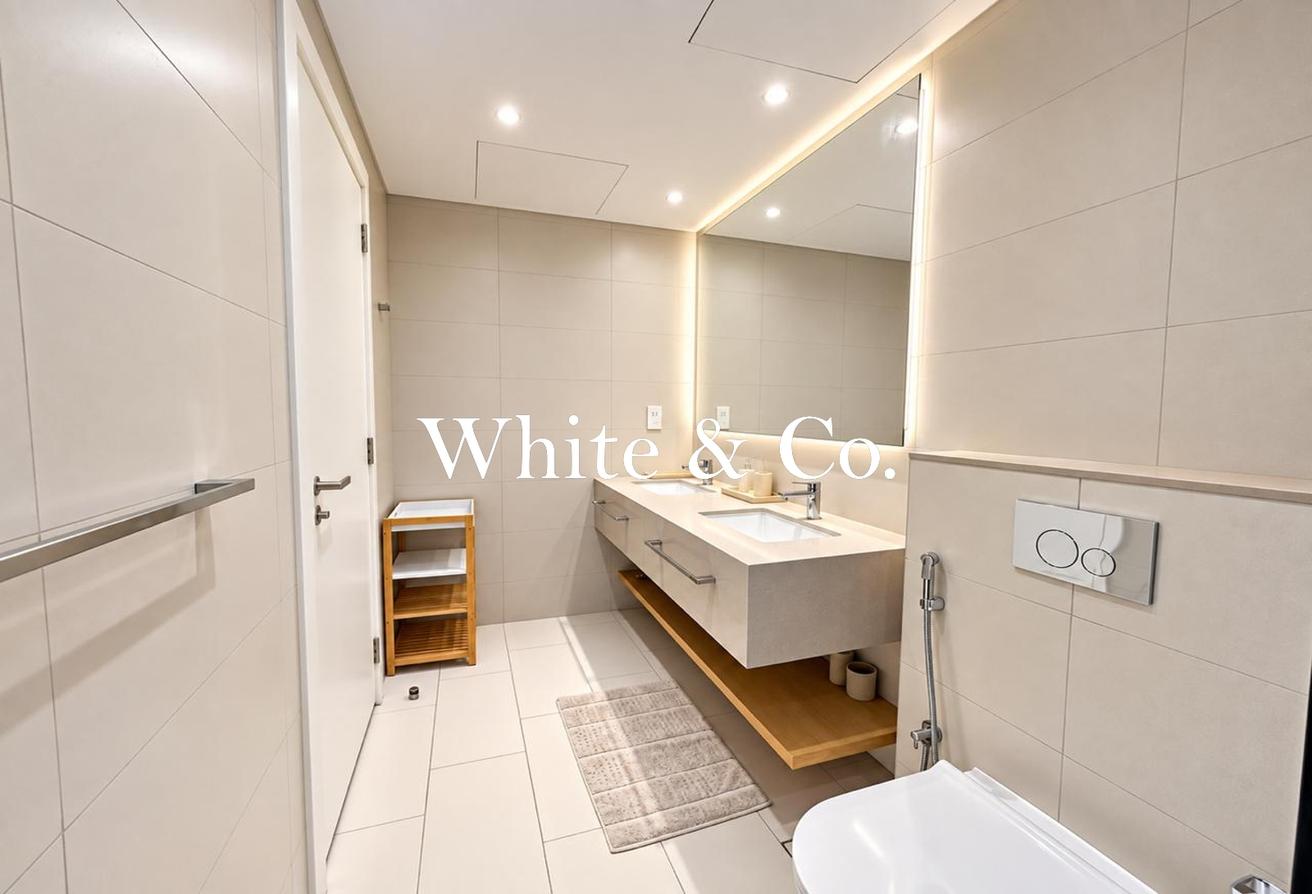Direct Ocean Views High Floor Furnished photo 12