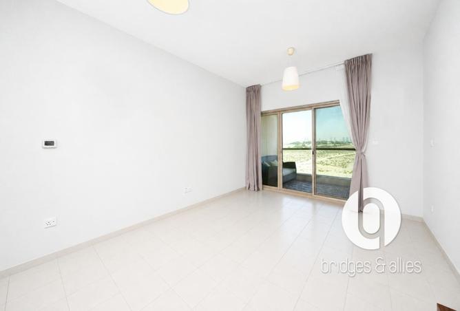 88327945 - صورة العقار 2