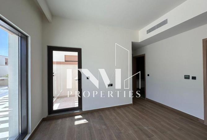 83211729 - Property Image 3