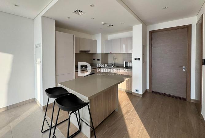 Open View | Mid Floor | Prime Quality photo 3