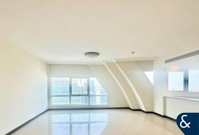 3 Bed + Maids | Marina Views | Balcony | VOT