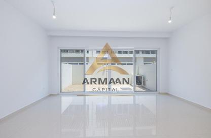 Townhouse - 4 - 4 for rent in Camelia - Damac Hills 2 - Dubai Townhouse - 4 - 4 for rent in Camelia - Damac Hills 2 - Dubai