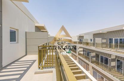 Townhouse - 4 - 4 for rent in Camelia - Damac Hills 2 - Dubai Townhouse - 4 - 4 for rent in Camelia - Damac Hills 2 - Dubai