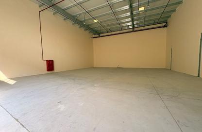 Warehouse - Studio - 1 for rent in Al Jlail - Al Sajaa - Sharjah