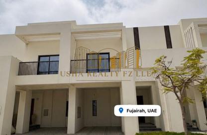 Villa - 2 Bedrooms - 3 Bathrooms for sale in Al Faseel - Fujairah