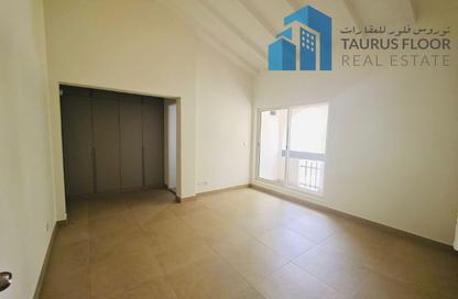 Villa - 4 Bedrooms - 4 Bathrooms for rent in Jumeirah 2 Villas - Jumeirah 2 - Jumeirah - Dubai