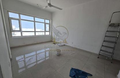 Apartment - 1 - 1 for rent in Al Qulaya'ah - Al Sharq - Sharjah
