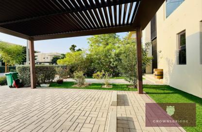 Townhouse - 3 - 3 for rent in Pelham - Akoya Park - Damac Hills - Dubai