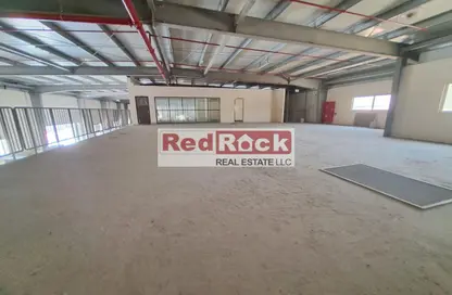 Warehouse - Studio - 7 Bathrooms for rent in Al Sajaa Industrial - Al Sajaa - Sharjah