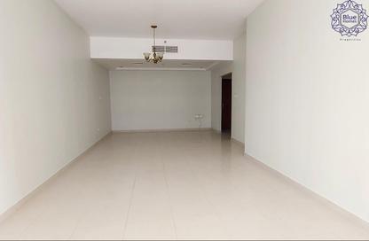 Apartment - 3 Bedrooms - 4 Bathrooms for rent in Riviera Tower - Al Khan Corniche - Al Khan - Sharjah