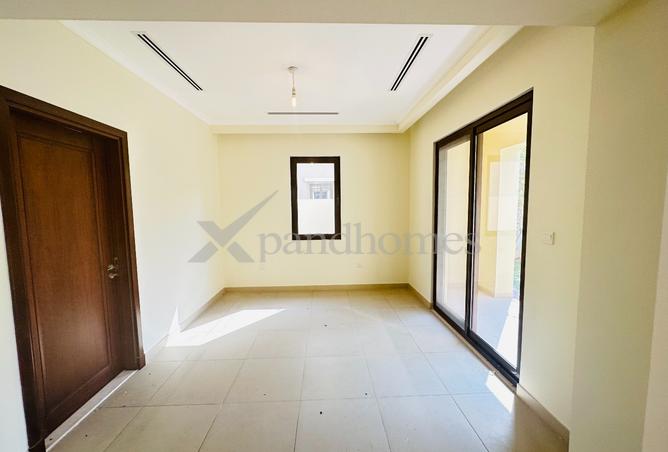 57391702 - صورة العقار 3