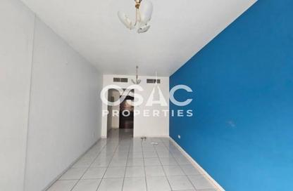 Office Space - Studio - 1 Bathroom for rent in White Crown Building - Sheikh Zayed Road - Dubai
