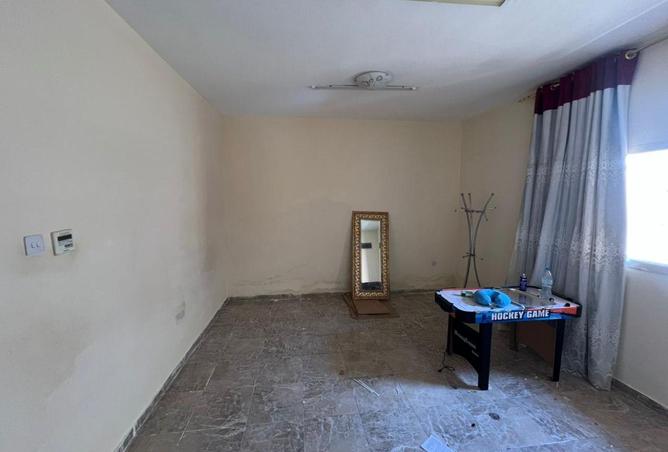 56128137 - Property Image 3