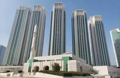 Apartment - 3 Bedrooms - 5 Bathrooms for rent in Marina Heights - Marina Square - Al Reem Island - Abu Dhabi