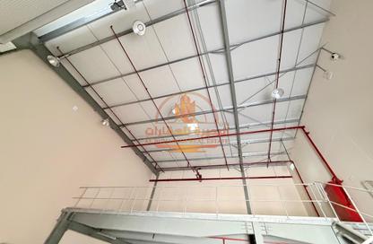 Warehouse - Studio - 1 for rent in Al Sajaa S - Al Sajaa - Sharjah