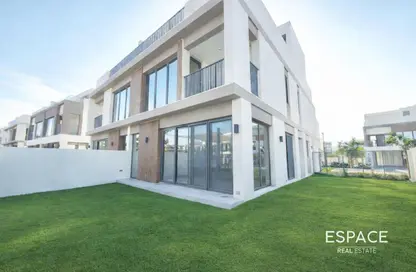 Villa - 4 Bedrooms - 5 Bathrooms for rent in Aura - Tilal Al Ghaf - Dubai
