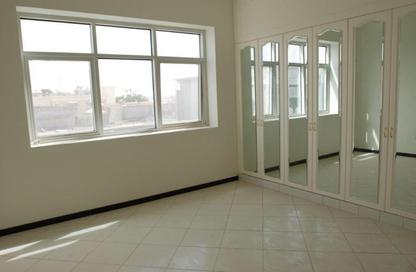 Villa - 4 Bedrooms - 5 Bathrooms for rent in Al Azra - Al Riqqa - Sharjah