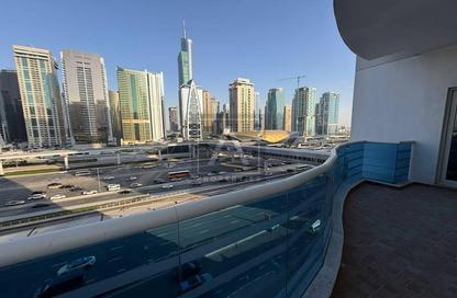 Apartment - 1 Bedroom - 2 Bathrooms for rent in Cascades Tower - Dubai Marina - Dubai