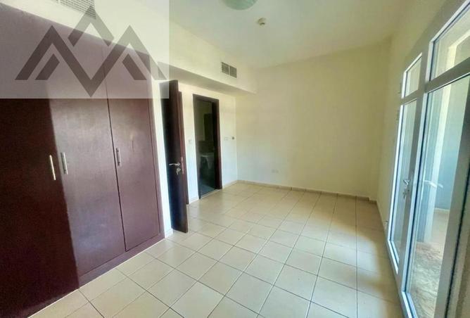 54941017 - Property Image 2