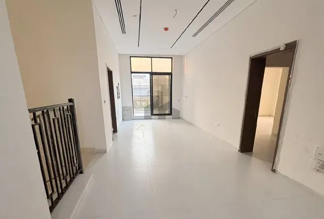 77804675 - Property Image 3