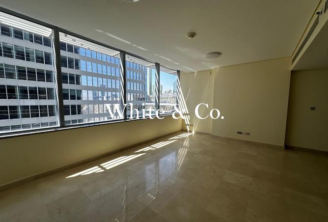 132952100 - Property Image 2