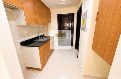 Apartment - Studio - 1 Bathroom for rent in The Gardens Apartments 6 - The Gardens Buildings - The Gardens - Dubai