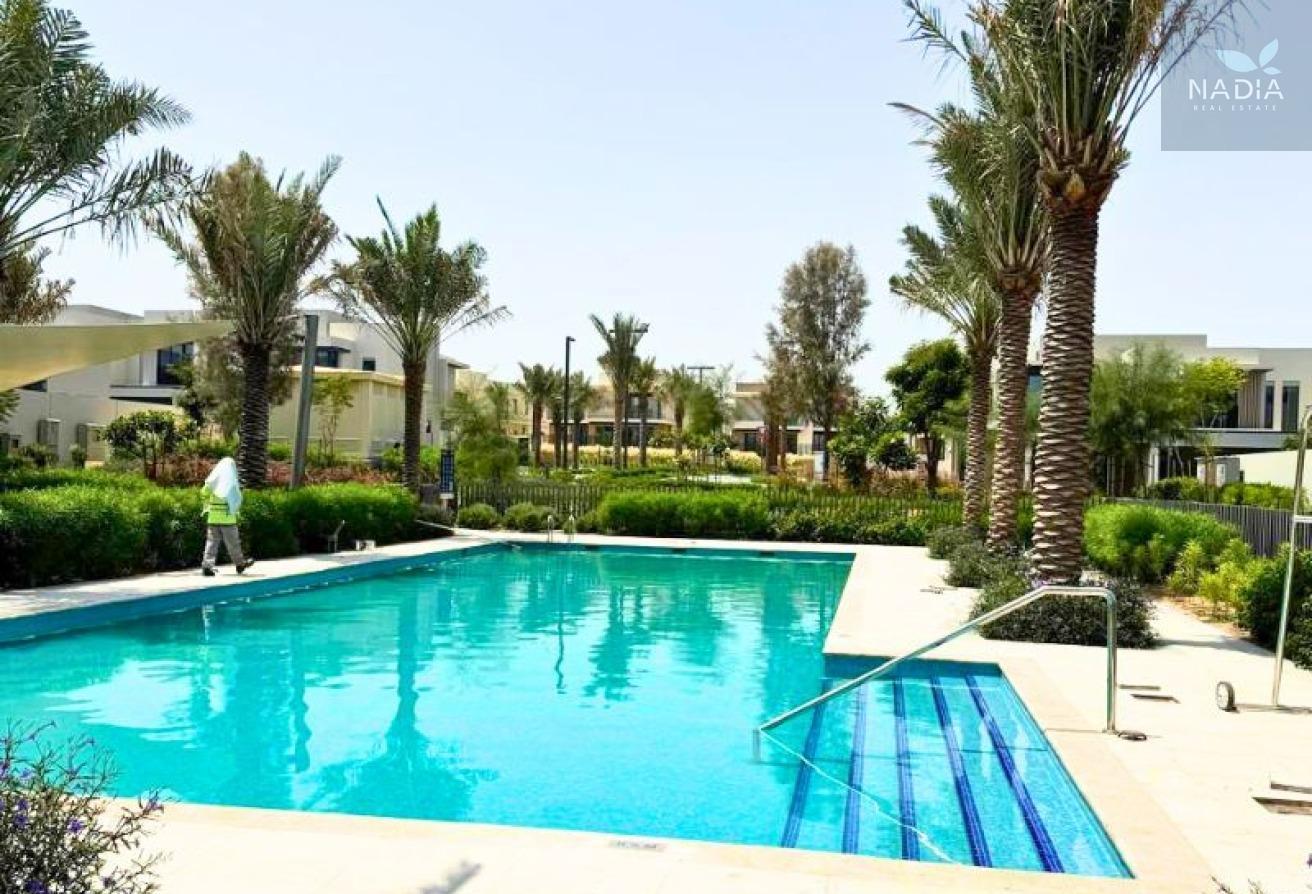 Luxury 4BR Villa| Maid and Driver Room | Brand New photo 14