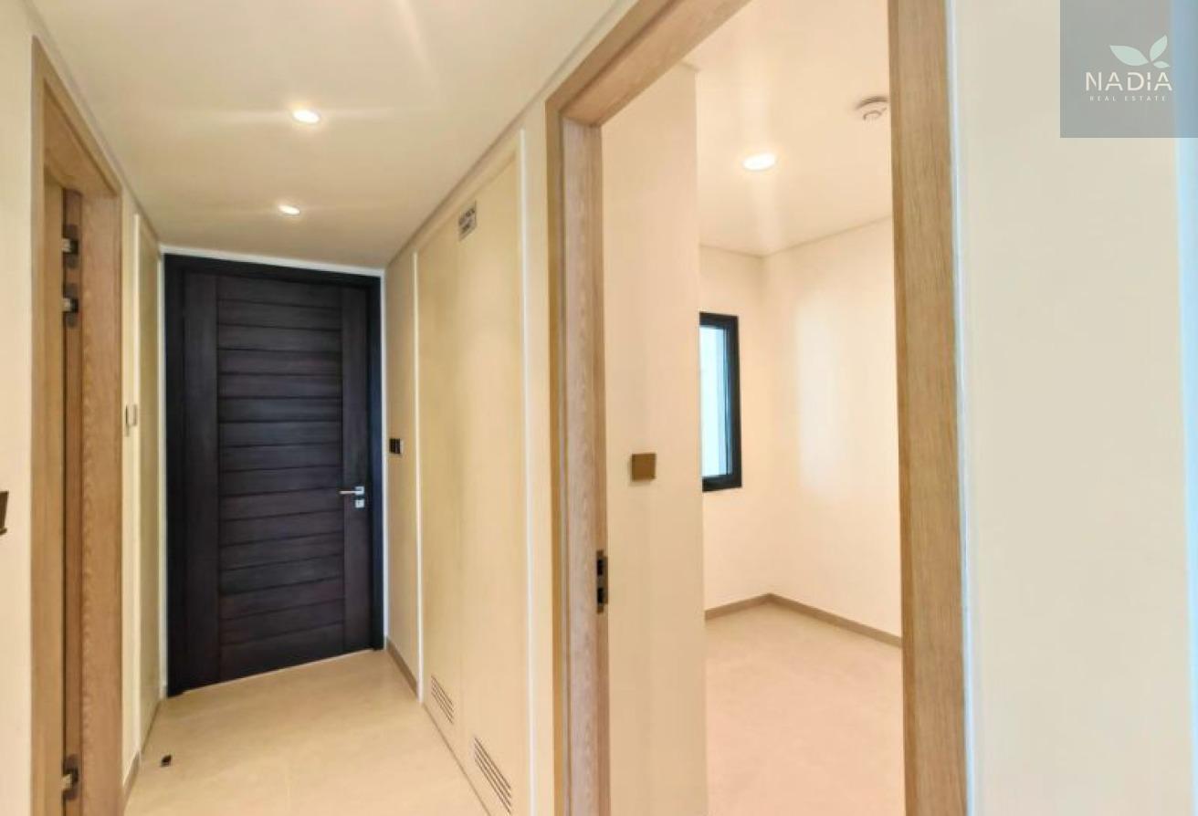 Luxury 4BR Villa| Maid and Driver Room | Brand New photo 4