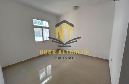 Apartment - 1 Bedroom - 1 Bathroom for rent in Al Butina 9 Building - Al Butina - Sharjah