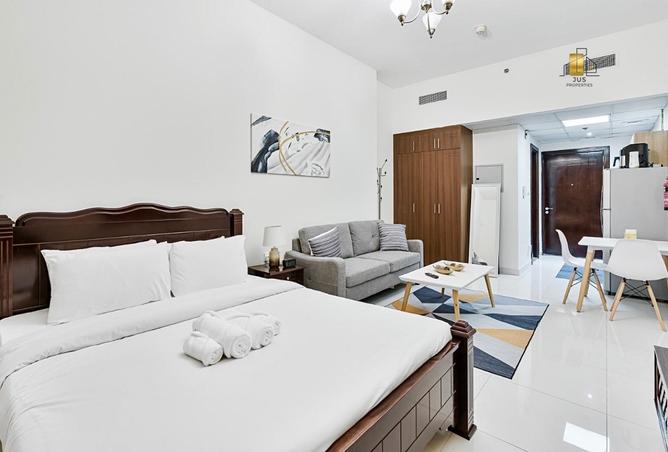 54015702 - Property Image 3