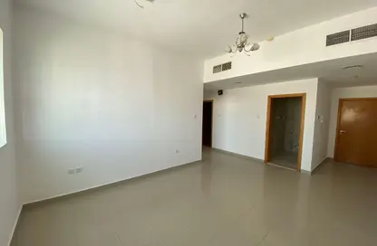 شقة - غرفة نوم - 2 حمامات للايجار في الجرف 2 - الجرف - عجمان وسط المدينة - عجمان