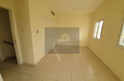 Townhouse - 2 Bedrooms - 3 Bathrooms for rent in Springs 11 - The Springs - Dubai