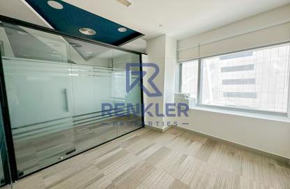 Office Space - Studio - 1 Bathroom for rent in Iris Bay - Business Bay - Dubai