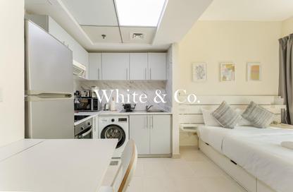 Apartment - Studio - 1 Bathroom for rent in The Point - Dubai Marina - Dubai