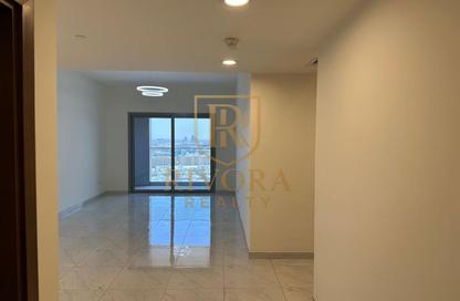 Apartment - 2 Bedrooms - 3 Bathrooms for rent in Titanium Tower - Al Karama - Dubai Apartment - 2 Bedrooms - 3 Bathrooms for rent in Titanium Tower - Al Karama - Dubai
