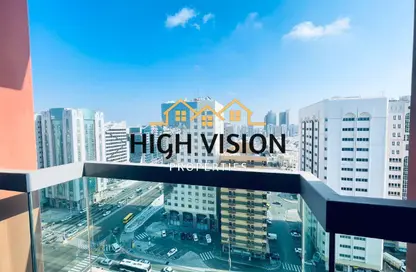 شقة - 3 غرف نوم - 4 حمامات للايجار في برج المرجان - شارع الفلاح - وسط المدينة - أبوظبي