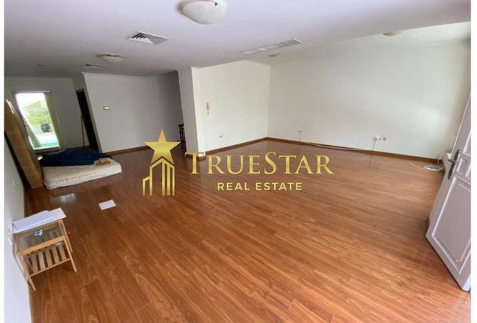 57389840 - Property Image 3