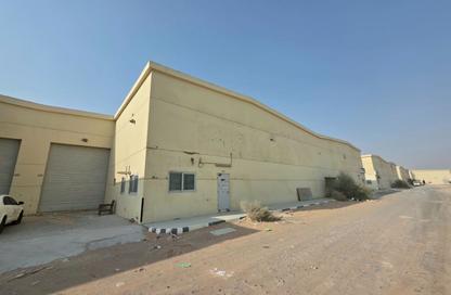 Warehouse - Studio - 2 for rent in Al Sajaa Industrial - Al Sajaa - Sharjah