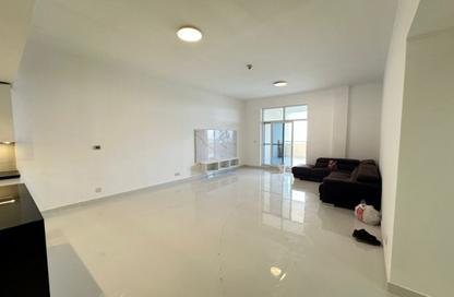 Apartment - 3 Bedrooms - 3 Bathrooms for sale in New Bridge Hills 1 - New Bridge Hills - Motor City - Dubai