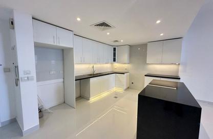 Apartment - 3 Bedrooms - 3 Bathrooms for sale in New Bridge Hills 1 - New Bridge Hills - Motor City - Dubai